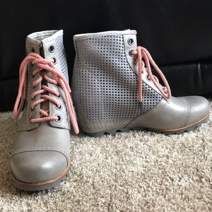 Sorel wedges